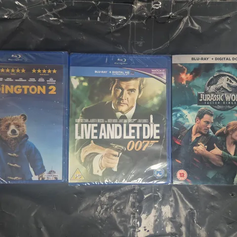 BOX OF APPROXIMATELY 15 ASSORTED DVDS AND BLU-RAY DISCS TO INCLUDE PADDINGTON 2, 007 LIVE AND LET DIE, JURASSIC WORLD FALLEN KINGDOM, ETC