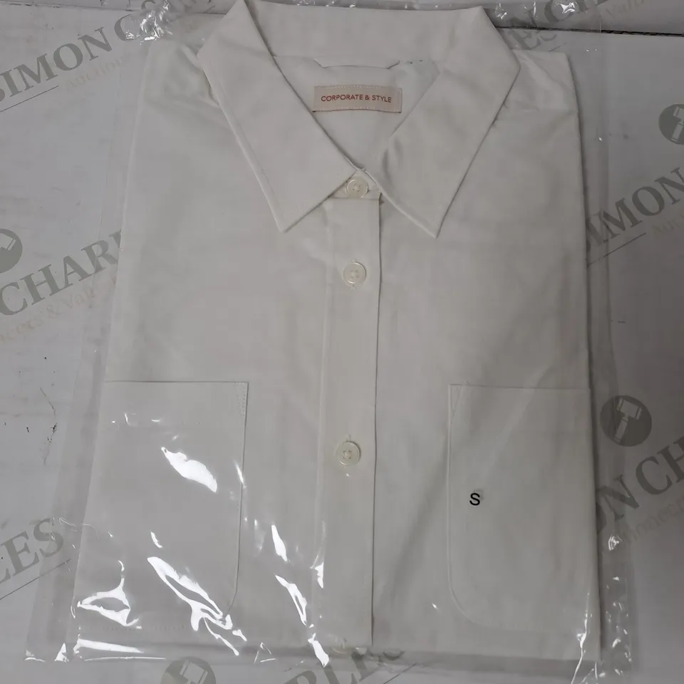 SEALED SET OF 6 BRAND NEW CORPORATIVE STYLE WHITE WOMENS SHIRT - SMALL