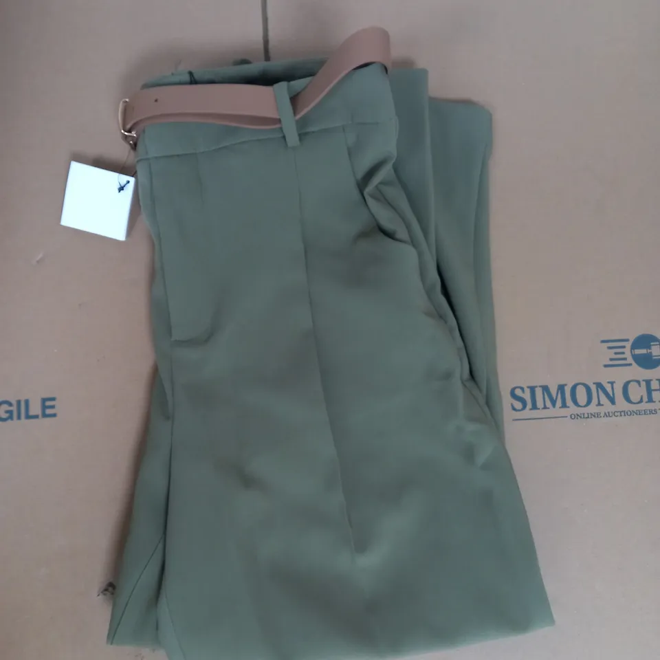 ZARA BELTED PLEATED TROUSERS IN GREEN SIZE S