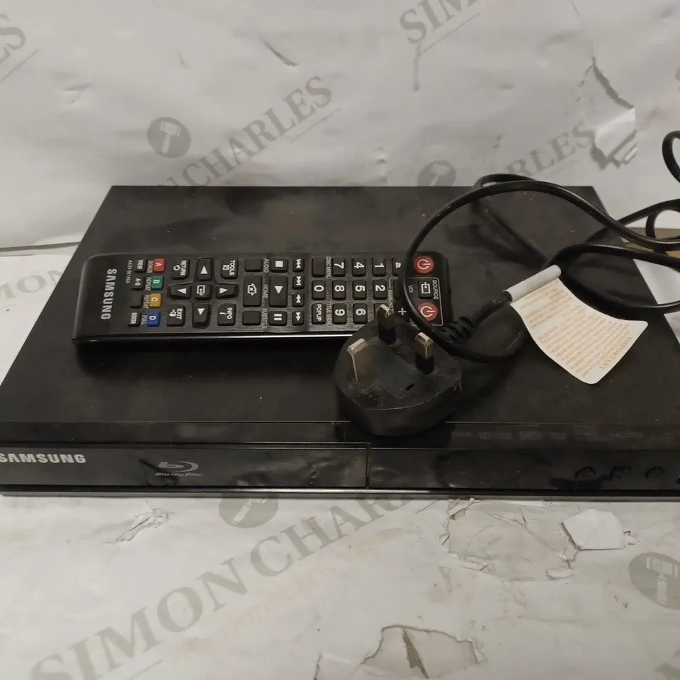 BOXED SAMSUNG BLUE-RAY/DVD PLAYER  RRP £32.34