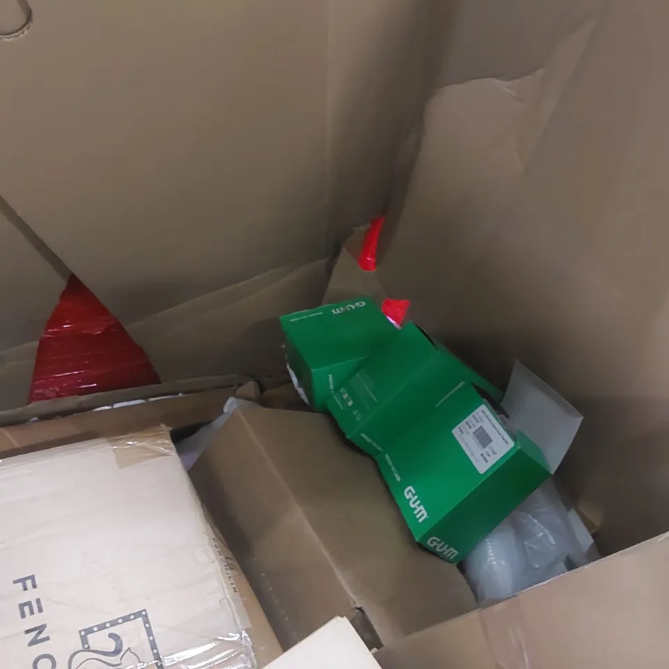 PALLET OF ASSORTED ITEMS TO INCLUDE: CLIMBING SET, PC CASE, CLOTHES AIRER, NATURAL SODA CANS, TOOTH PICKS ECT