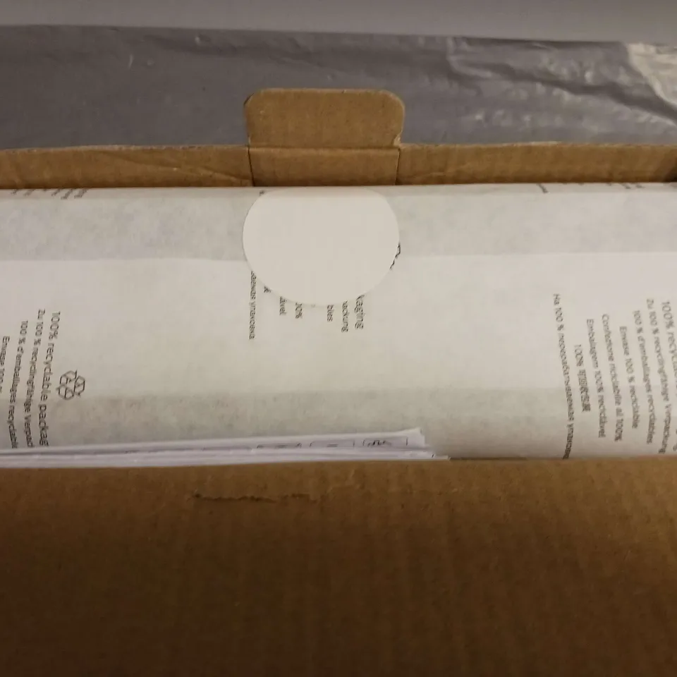 LOT OF BOXED PHILIPS LED OUTDOOR WALLLIGHTS