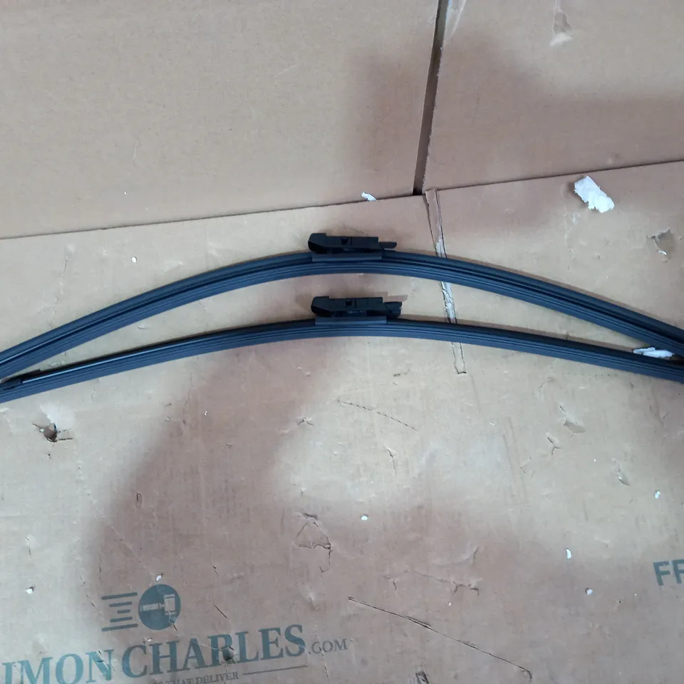 BOXED BOSCH AERO TWIN A221 S 