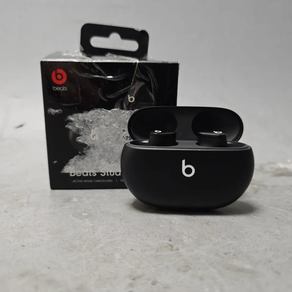 BOXED BEATS STUDIO BUDS 