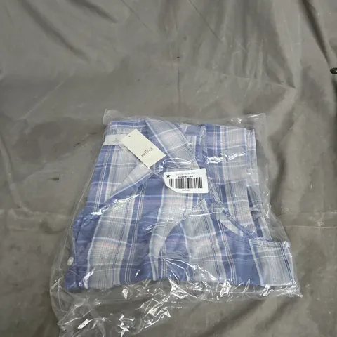 HOLLISTER BLUE CHECK SHIRT LARGE WITH TAGS BAGGED