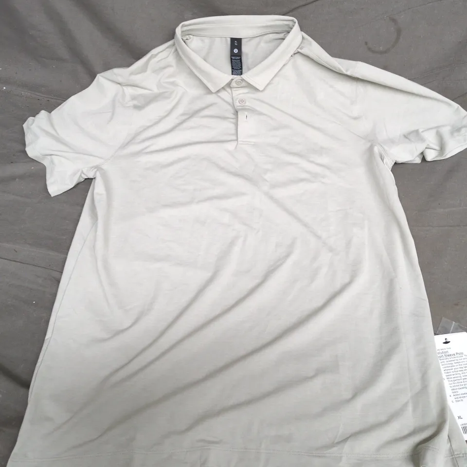 LULULEMON EVOLUTION SHORT SLEEVE POLO IN LIGHT STONE - XL