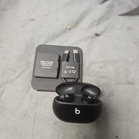 BEATS WIRELESS EARBUDS WITH CHARGING CASE – BLACK