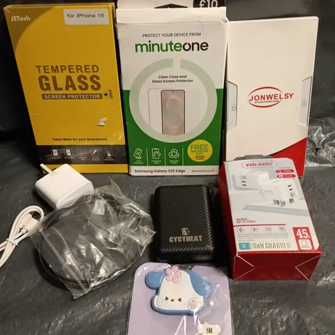 APPROXIMATELY 15 ASSORTED SMARTPHONE ACCESSORIES TO INCLUDE CHARGING CABLES, POWERBANKS, PHONE CASES ETC 