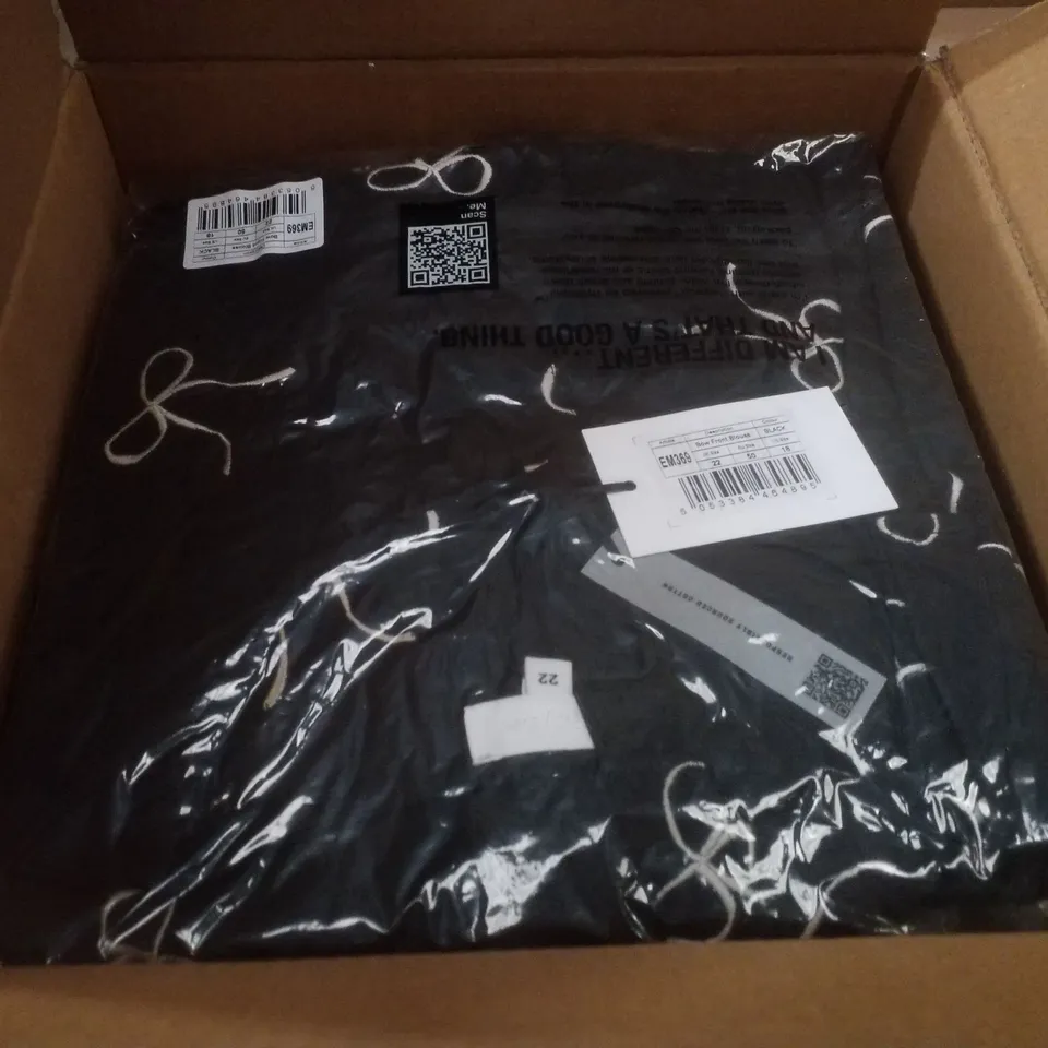 BOX CONTAINING APPROXIMATELY 11 BRAND NEW SIMPLY BE BLACK BOW FRONT BLOUSES - SIZE 22