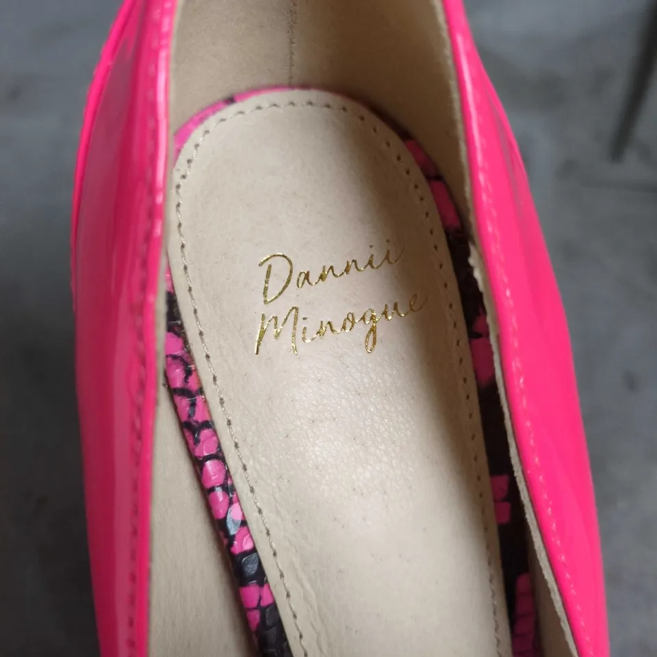 DANNII MINOGUE PINK PATENT LEATHER HIGH HEELS, UK 6 (EU 39)