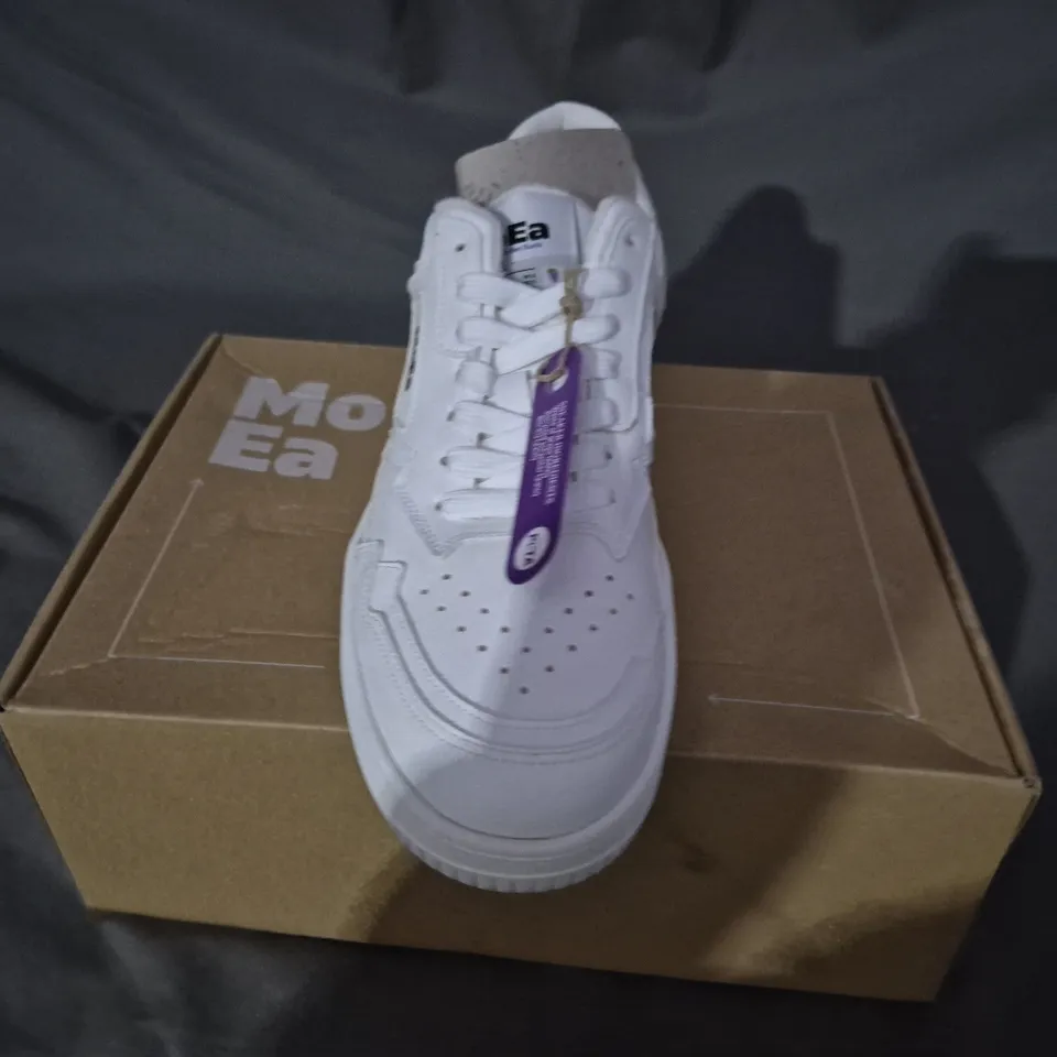 BOXED PAIR OF MOEA GRAPES FULL WHITE TRAINERS - UK 6