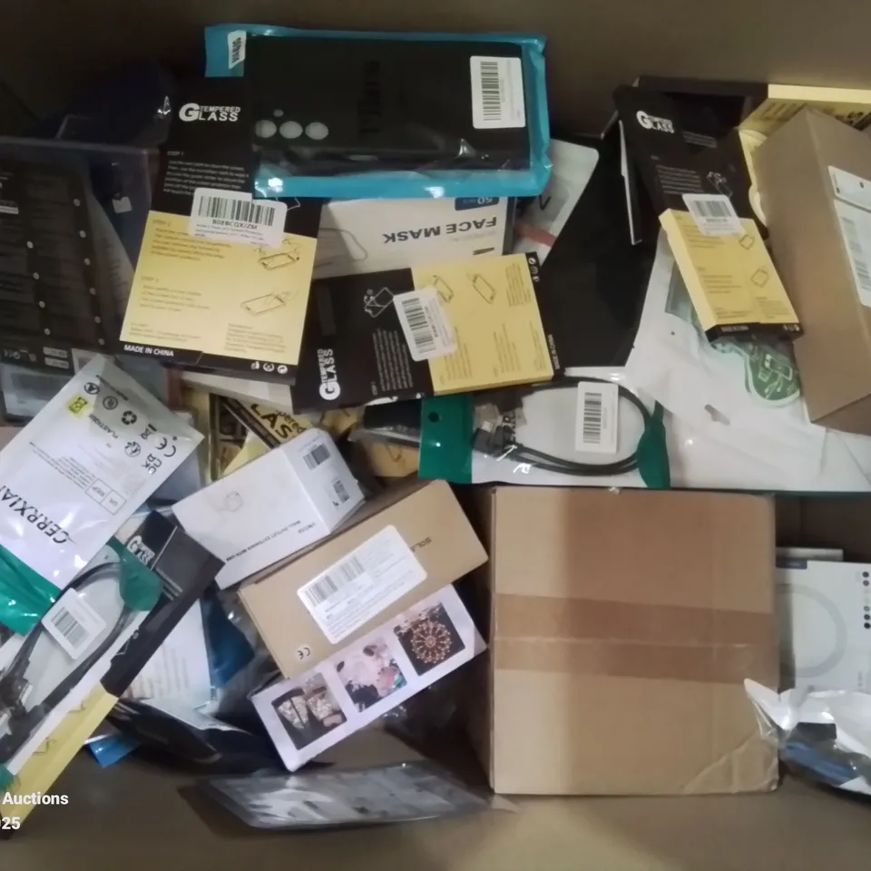 BOX CONTAINING LARGE AMOUNT OF MIXED BOXED ELECTRONIC ITEMS PHONE ACCESSORIES ETC.