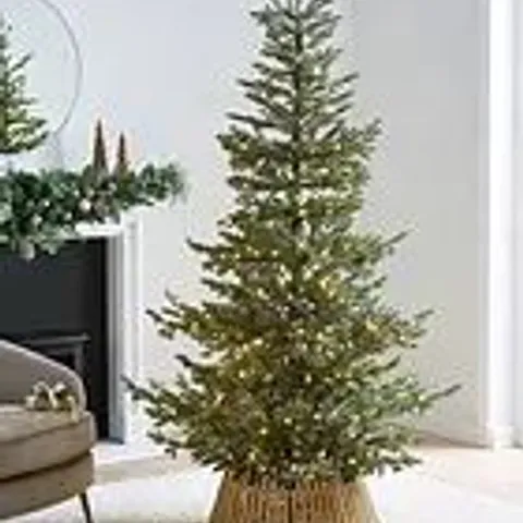 BOXED 7FT ELEGANCE PRE LIT CHRISTMAS TREE (1 BOX)