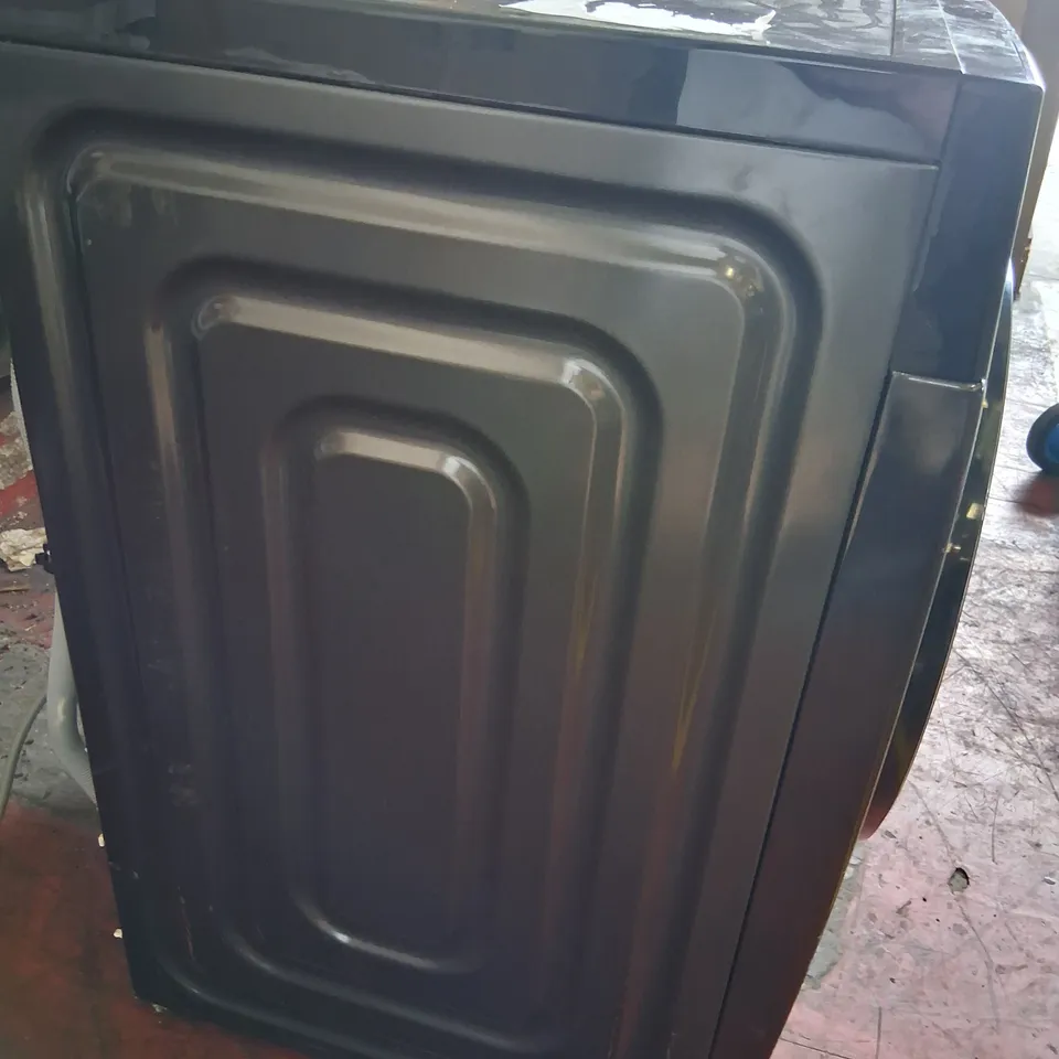 SAMSUNG SERIES 5 SMART LOAD WASHING MACHINE IN BLACK