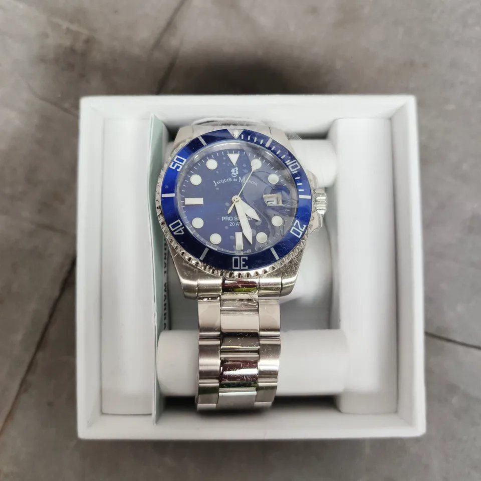 JACQUES DU MANOIR SWISS MADE WATCH – BLUE DIAL & BEZEL, STAINLESS STEEL BRACELET