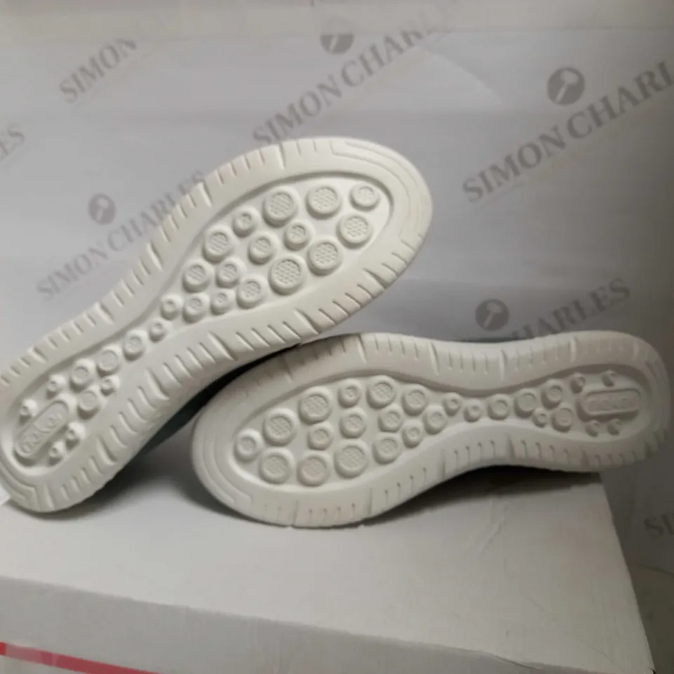 RIEKER SPORTY TRAINERS GREEN SIZE 6.5