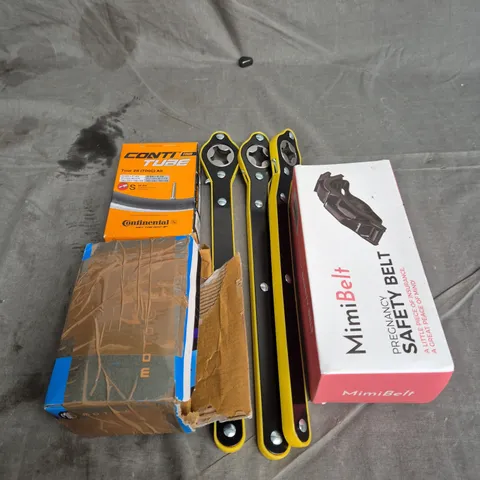 TOTE OF ASSORTED CAR ITEMS TO INCLUDE SEATBELTS , TYRE REPAIR KIT AND TOOLS