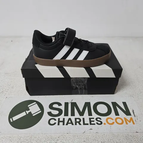 BOXED ADIDAS VL COURT 3.0 EL TRAINERS IN BLACK - UK 1