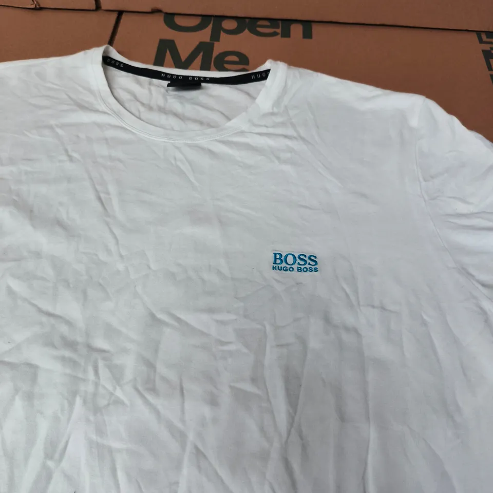 HUGO BOSS WHITE T-SHIRT WITH LOGO - SIZE XL