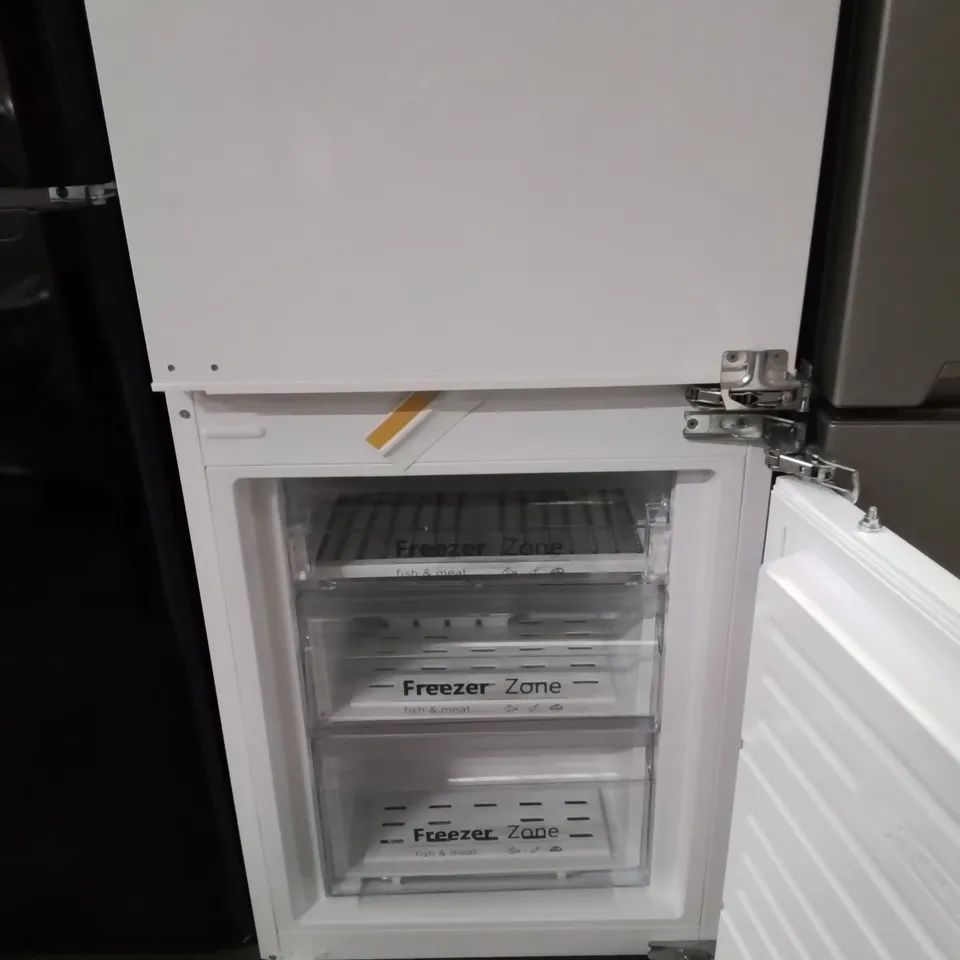 RUSSELL HOBBS LOW FROST WHITE 60/40 FRIDGE FREEZER - UNPROCESSED RAW RETURN