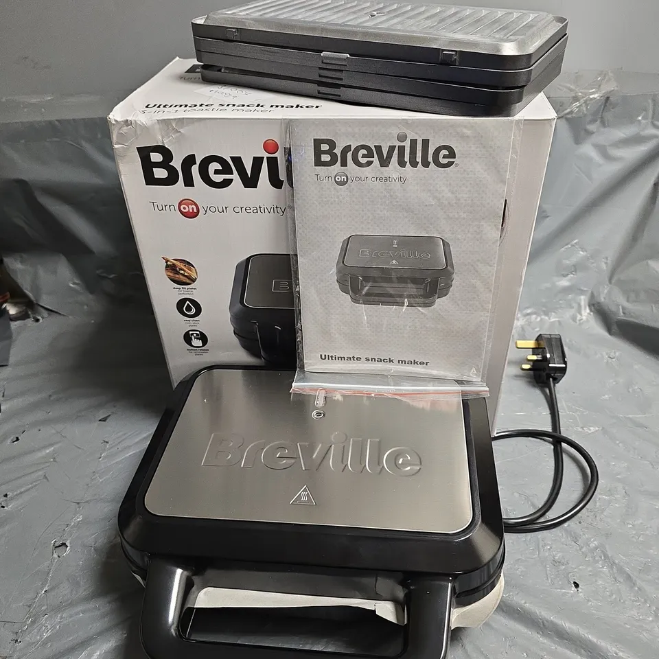 BOXED BREVILLE ULTIMATE 3-IN-1 TOASTIE MAKER
