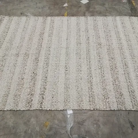 QUALITY DESIGNER AREA RUG // APPROX SIZE: 160 X 230 cm