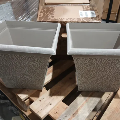 PAIR OF SQUARE APRIL PLANTERS