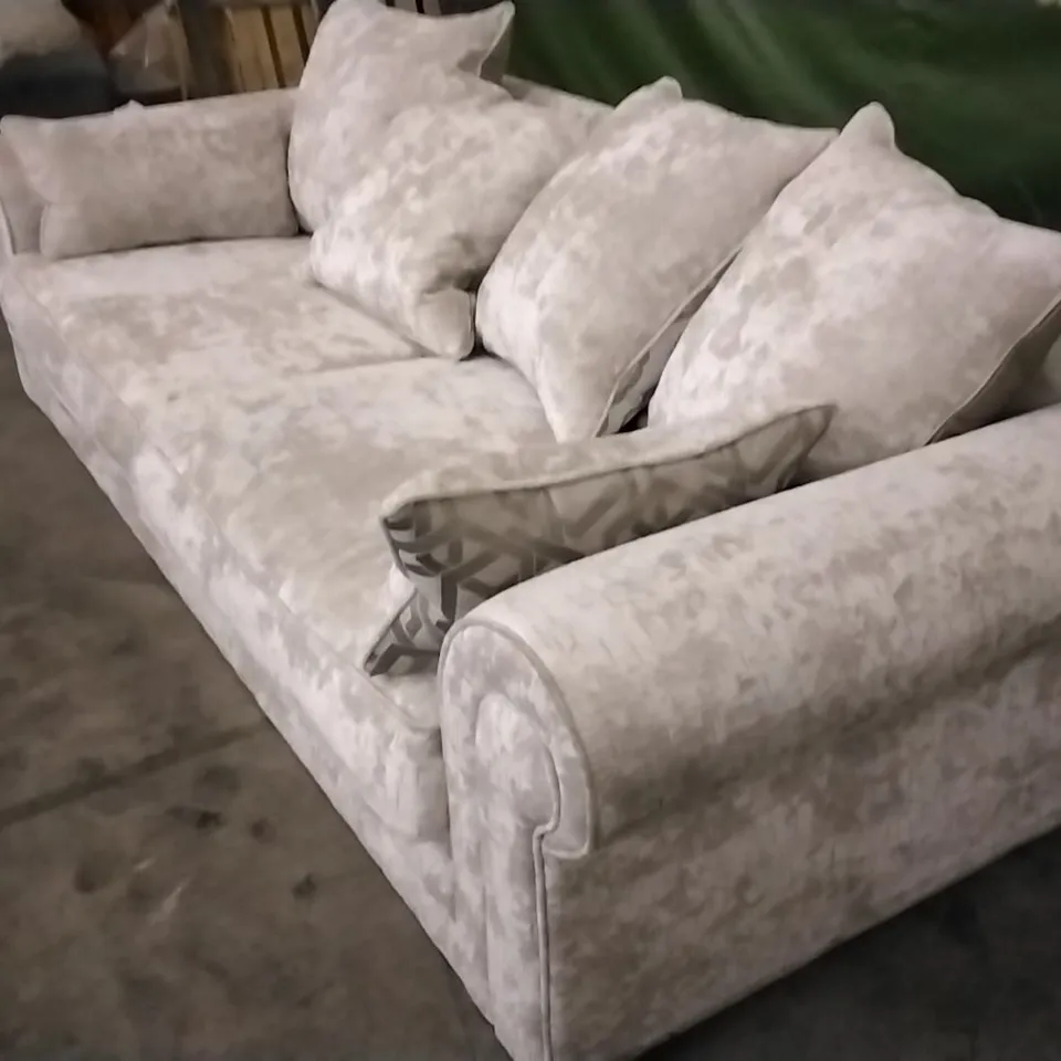 QUALITY DESIGNER CREAM PLUSH FABRIC 3 SEATER SOFA WITH SCATTERBACK CUSHIONS