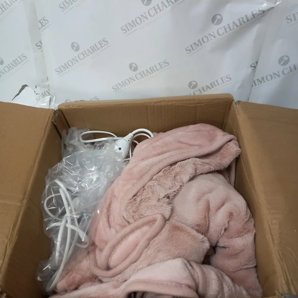 COZEE HOME VELVETSOFT HEATED THROW IN PINK