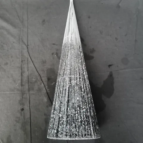 WARM LED CHRISTMAS THEMED DECORATION LIGHT IN WHITE/SILVER BLEND TRIO