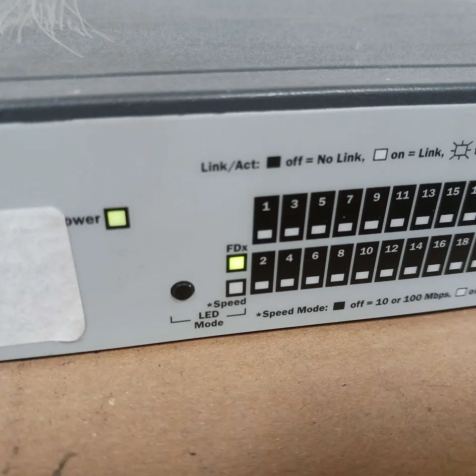 PROCURVE SWITCH 1800-24G - J9028B