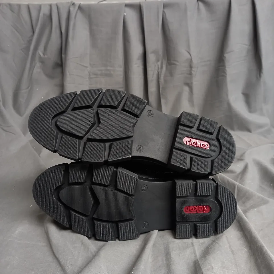 BOXED PAIR OF RIEKER ANTISTRESS CHUNKY ANKLE BOOTS IN BLACK - SIZE 5 