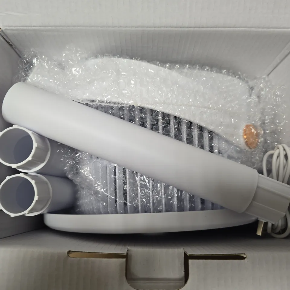 BOXED VERTICAL CIRCULATION FAN IN WHITE
