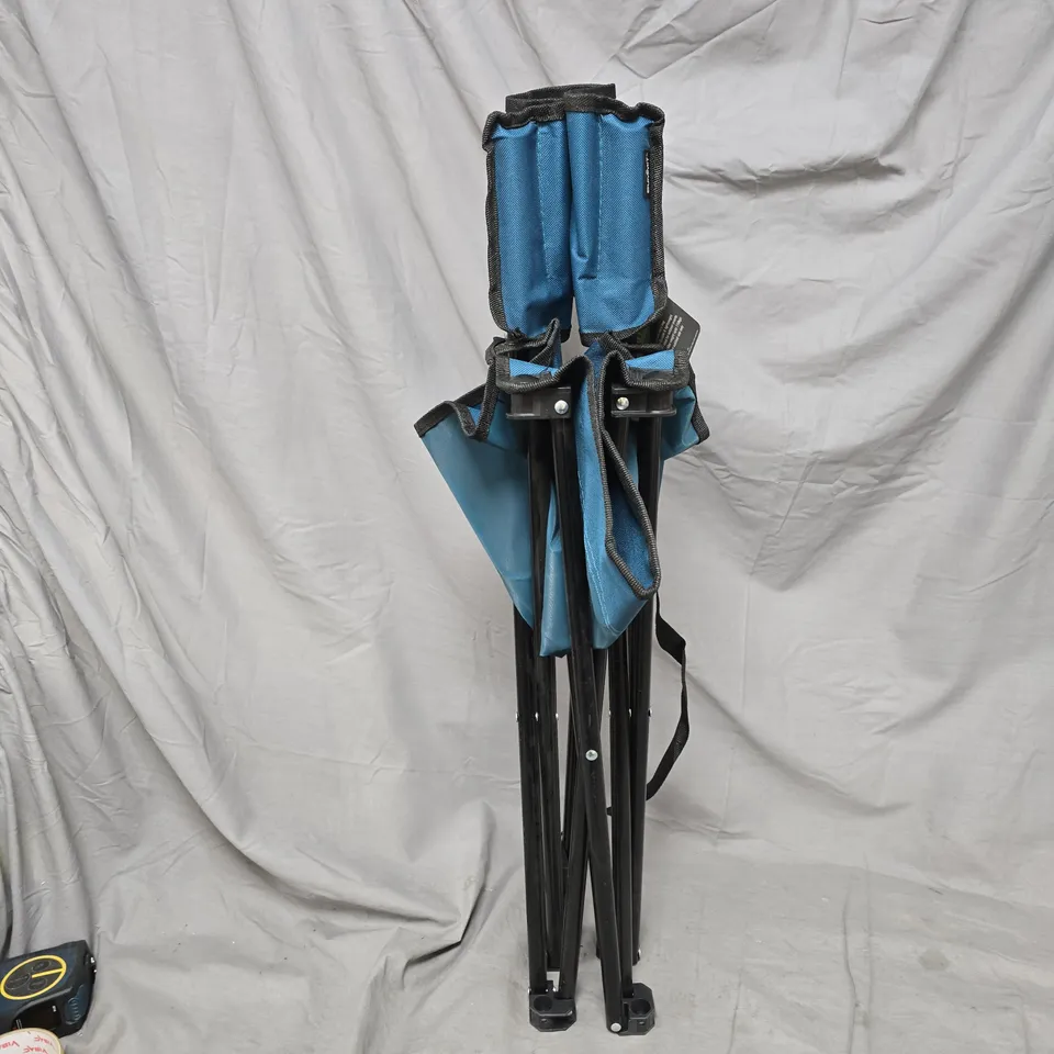 BLUE FOLDING CAMPING CHAIR WITH PADDED HEADREST – PORTABLE OUTDOOR SEATING