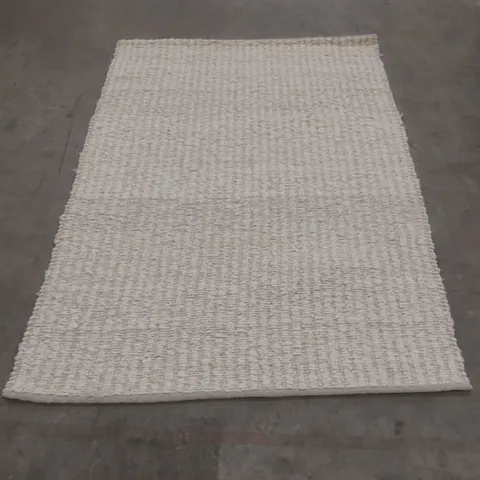 QUALITY DESIGNER AREA RUG - APPROXIMATELY 175 x 119cm
