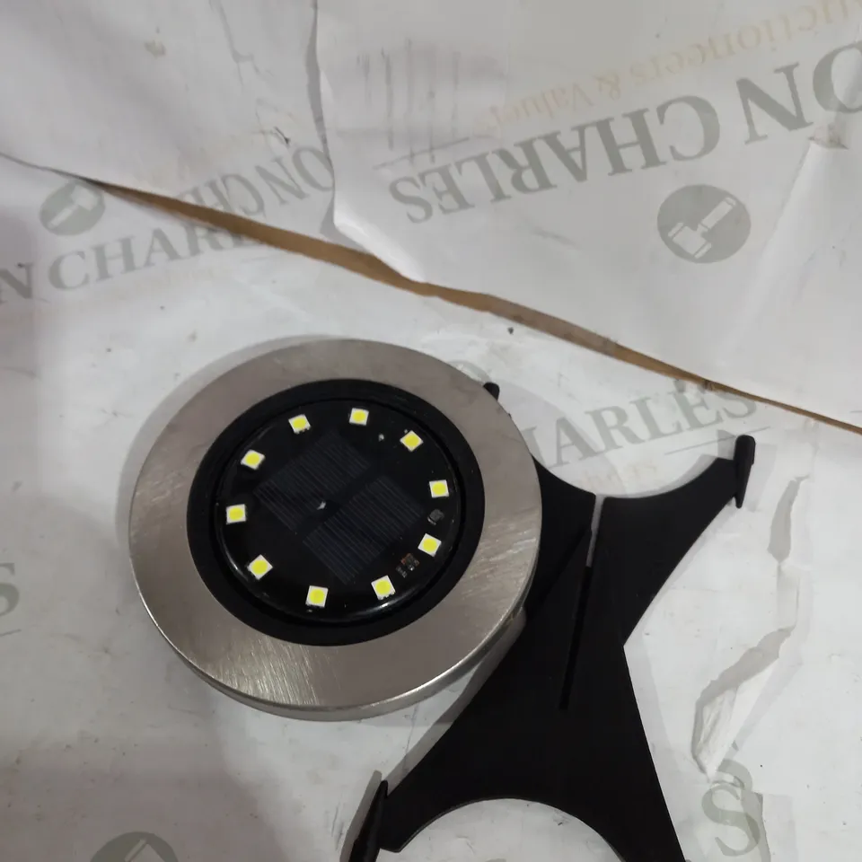 BELL & HOWELL OUTDOOR SOLAR LIGHTS 