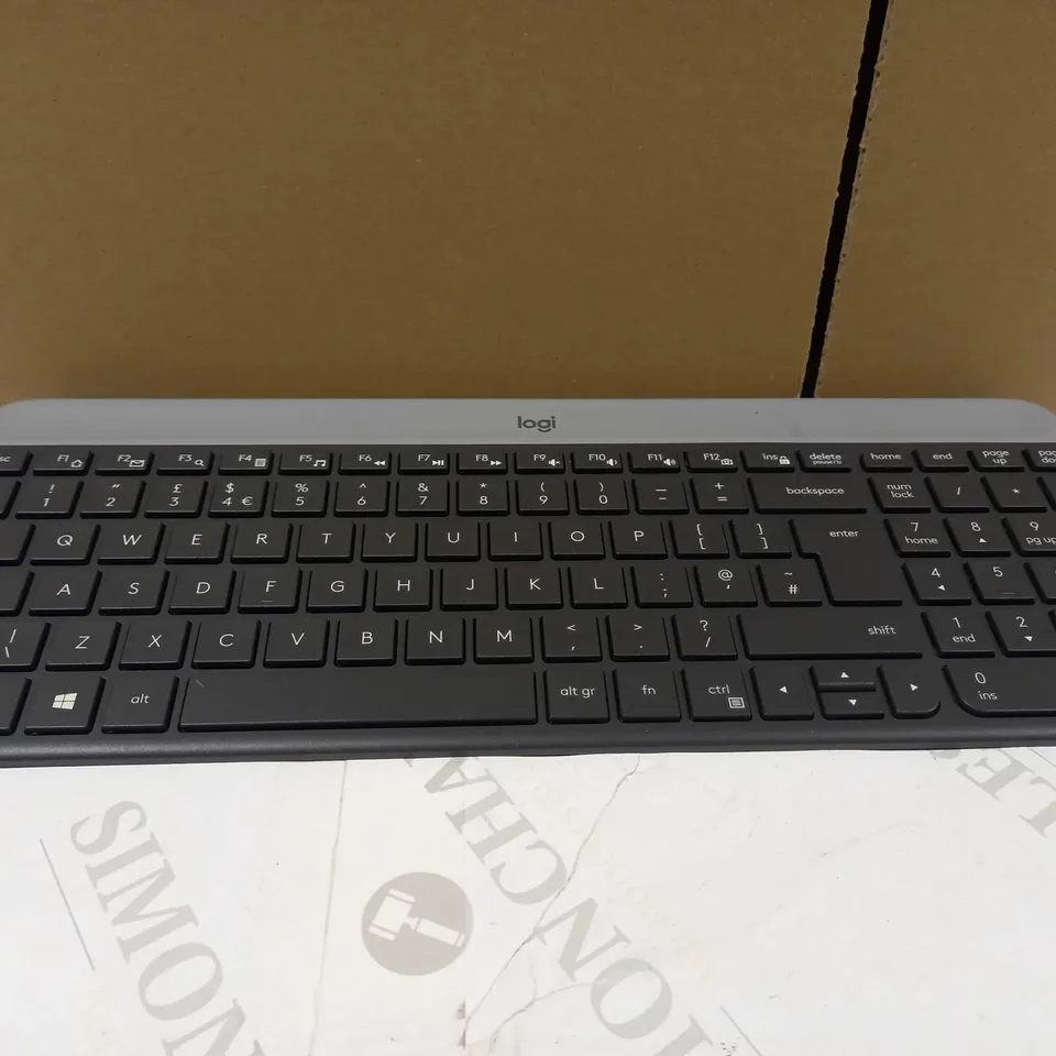 LOGITECH MK470 SLIM WIRELESS KEYBOARD & MOUSE