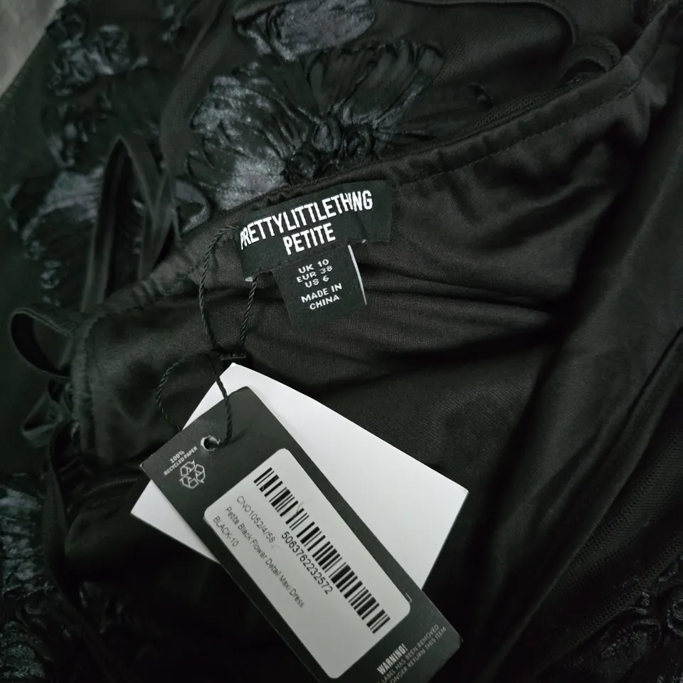 PRETTYLITTLETHING PETITE BLACK FLORAL EMBROIDERED SLIP DRESS – UK 10