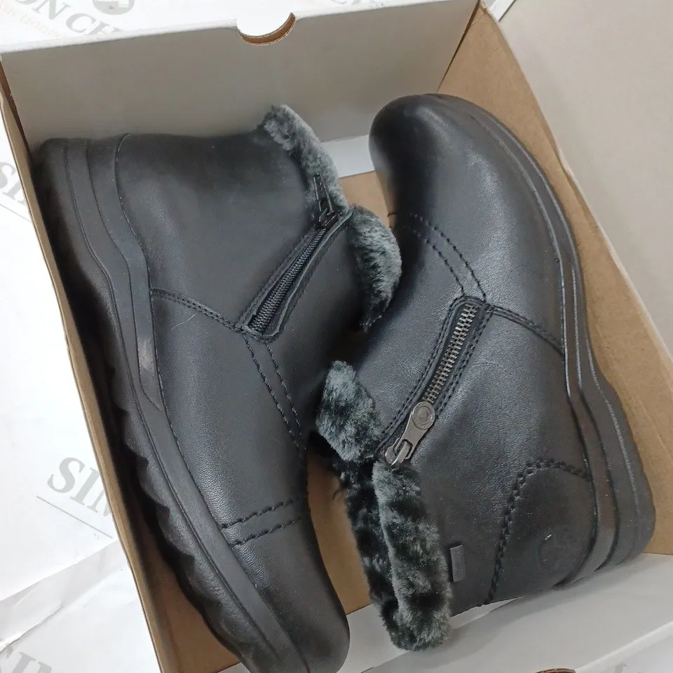 BOXED RIEKER FUR CUFF BOOTS, BLACK - SIZE 6