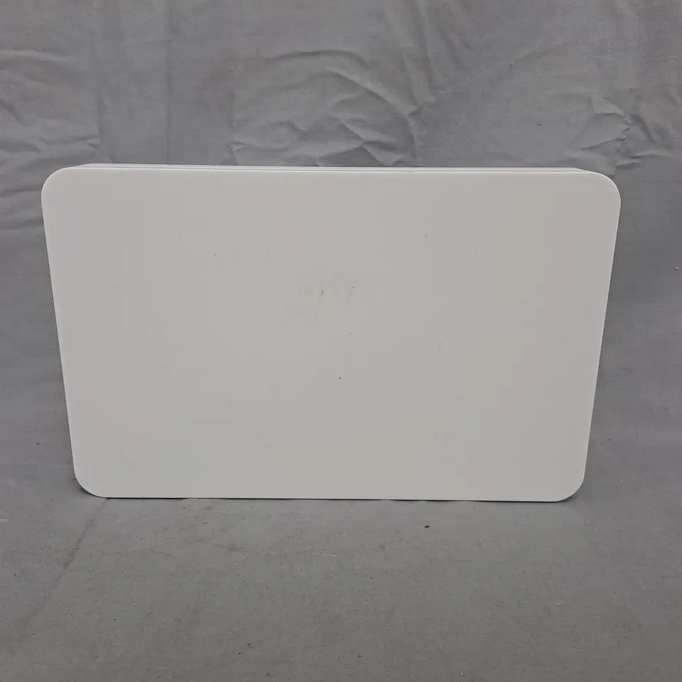 SKY SR213-02 UK WHITE WIFI ROUTER