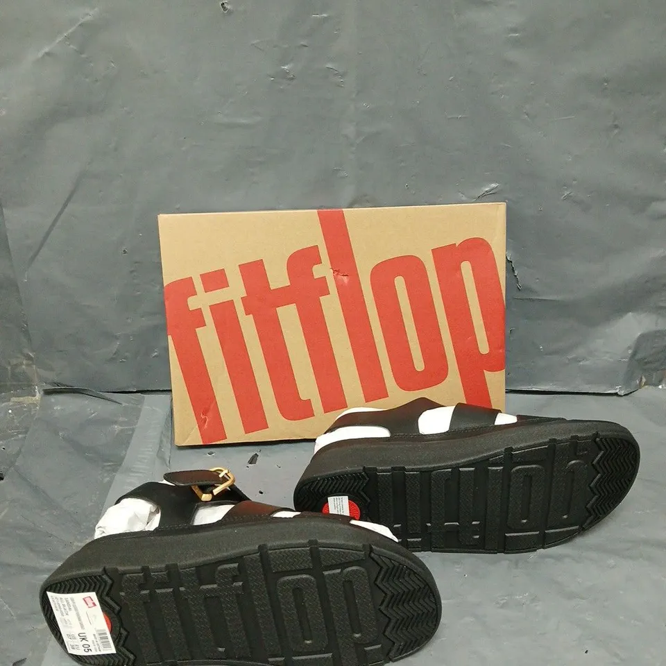 BOXED PAIR OF FITFLOP GEN-FF LEATHER FISHERMAN SANDALS IN BLACK UK 5