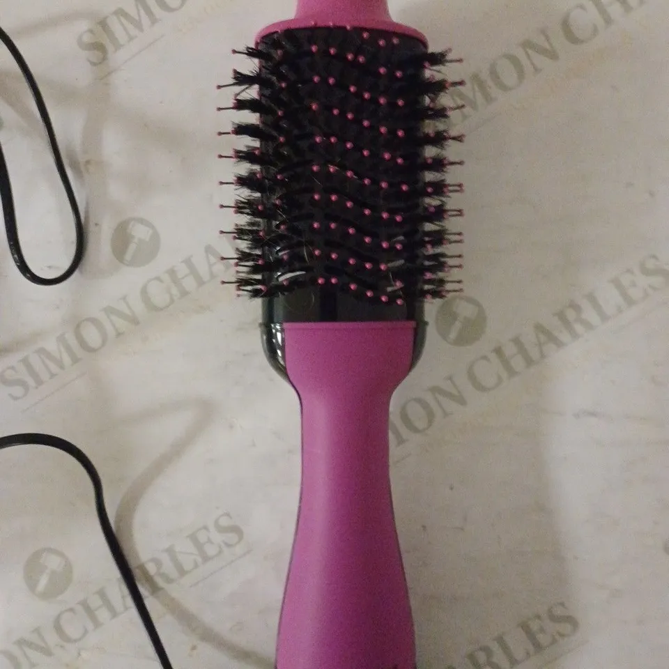 REVLON VOLUMISER - PINK RRP £49.99