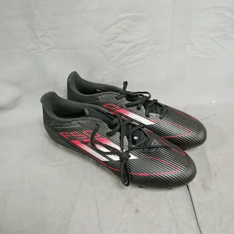 ADIDAS F50 SEAGUE SOFT GROUND FOOTBALL BOOTS IN BLACK/RED SIZE 10