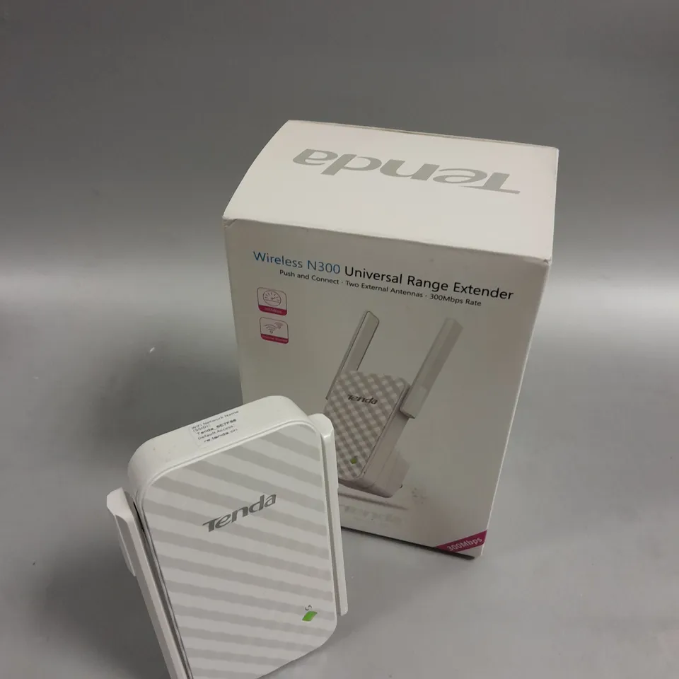 BOXED TENDA WIRELESS N300 UNIVERSAL RANGE EXTENDER 