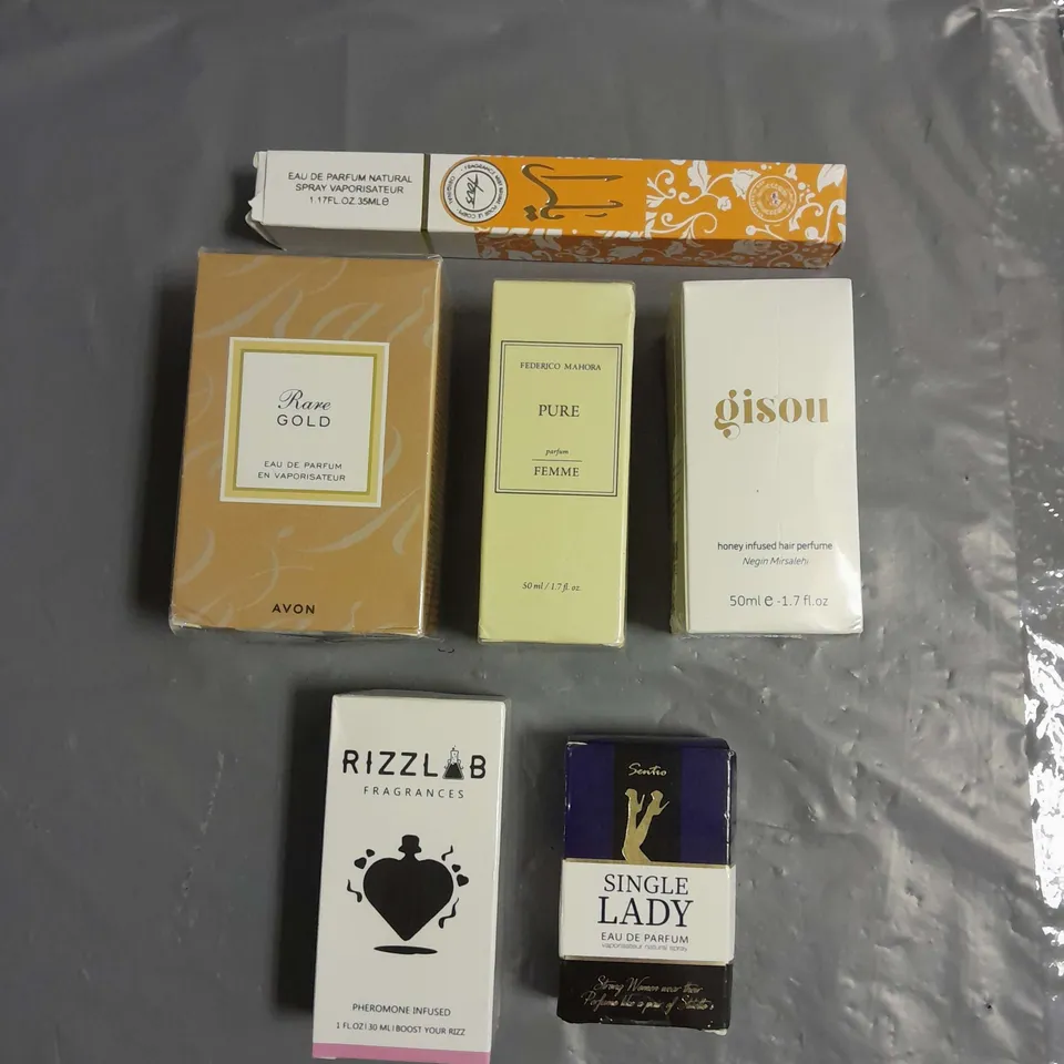 BOX OF APPROXIMATELY 6 ASSORTED BOXED FRAGRANCES TO INCLUDE - FEDERICO MAHORA PURE - GISOU HAIR PERFUME - AVON RARE GOLD - ETC