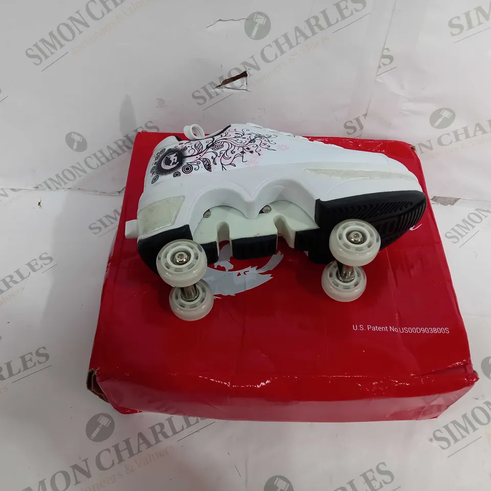 BOXED PAIR OF YOUSULUN ROLLER SKATE SHOES IN WHITE WITH PINK ART - EU SIZE 34