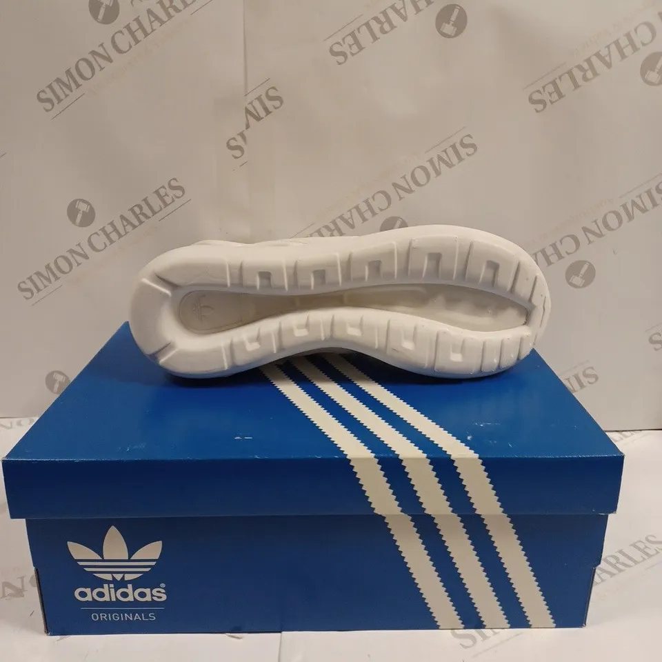 BOXED ADIDAS TUBULAR RUNNER UK 8 
