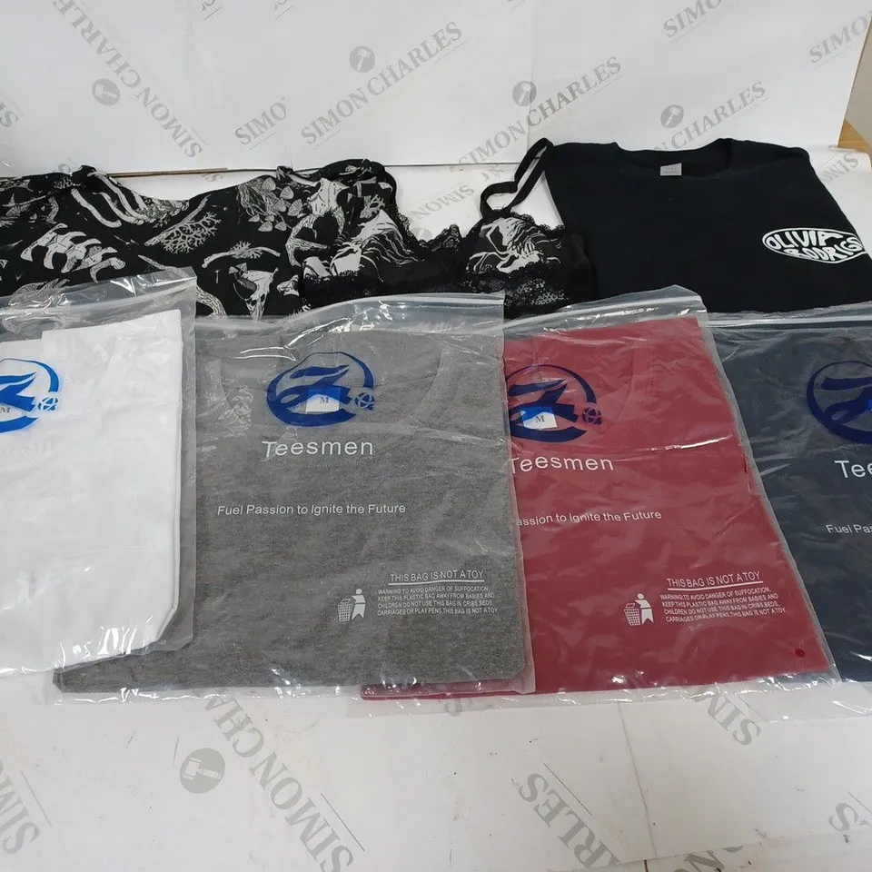 BOX OF ASSORTED CLOTHING ITEMS TO INCLUDE TOPS, VESTS, PYJAMAS ETC