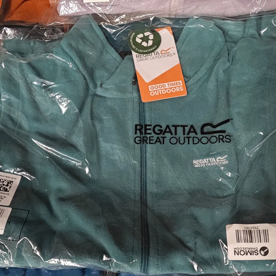 LOT OF 9 ASSORTED BRAND NEW REGATTA JACKETS AND FLEECES IN VARIOUS STYLES AND SIZES