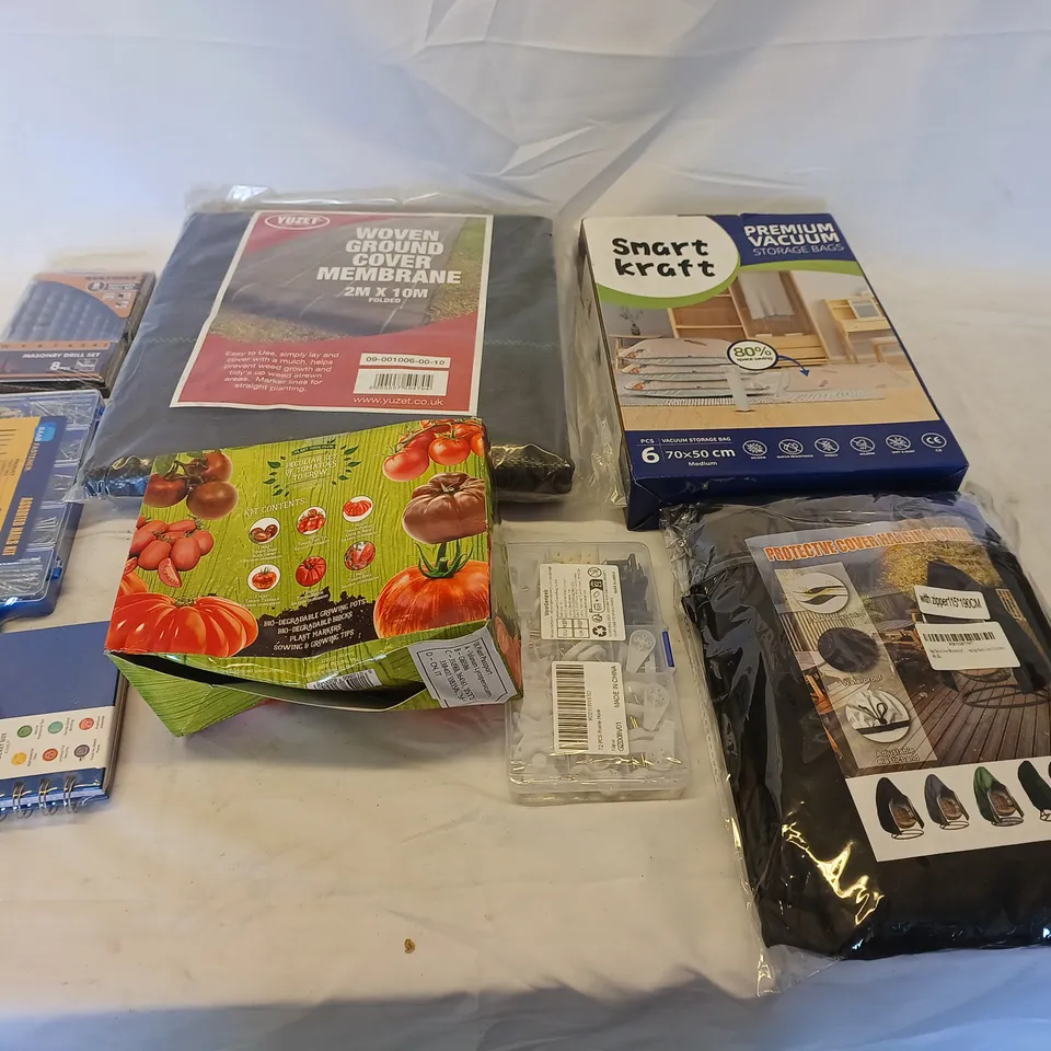 APPROXIMATELY 8 ASSORTED BRAND NEW BOXED PRODUCTS TO INCLUDE;